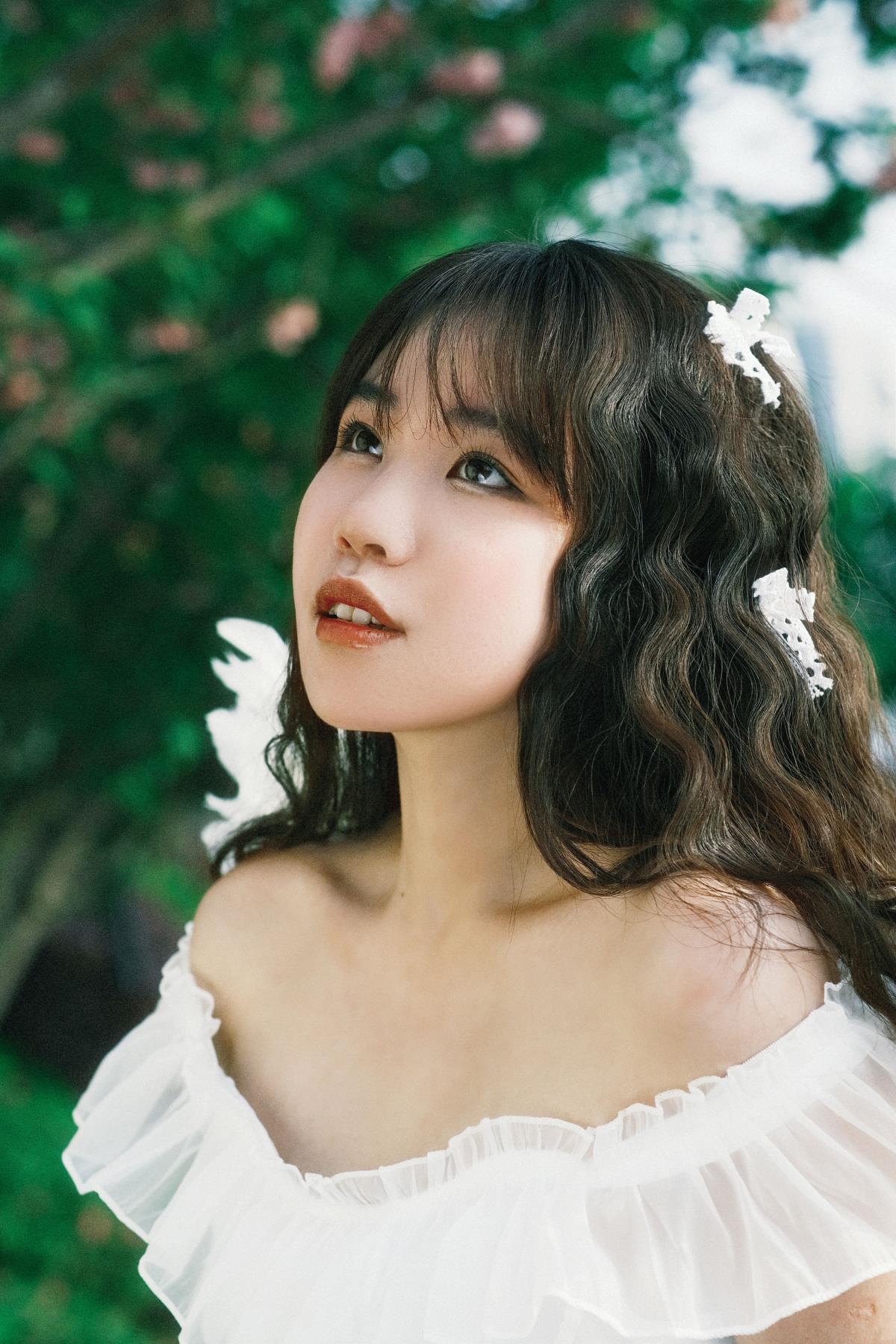 黄昏下，天使与少女的哀伤之约插图1