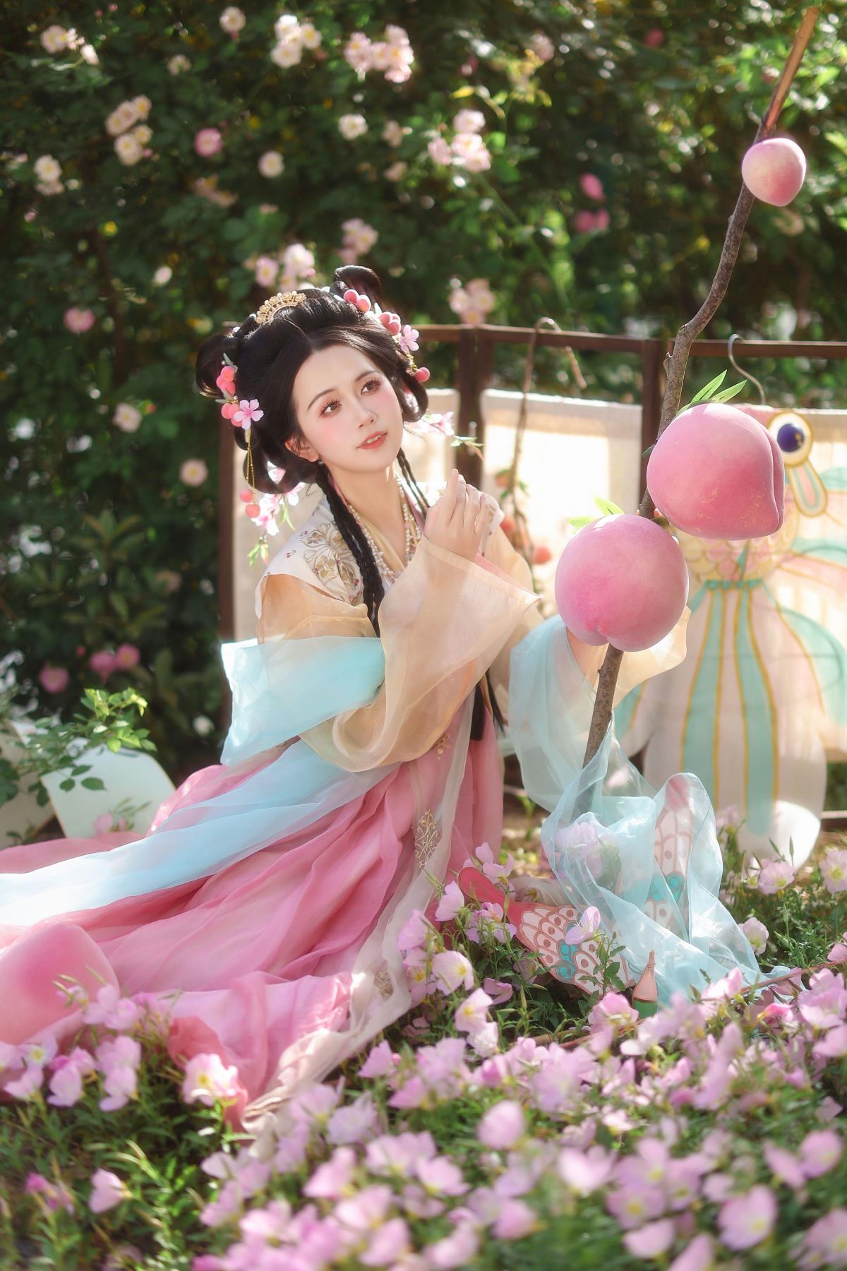 去年今日，人面与桃花的古风邂逅