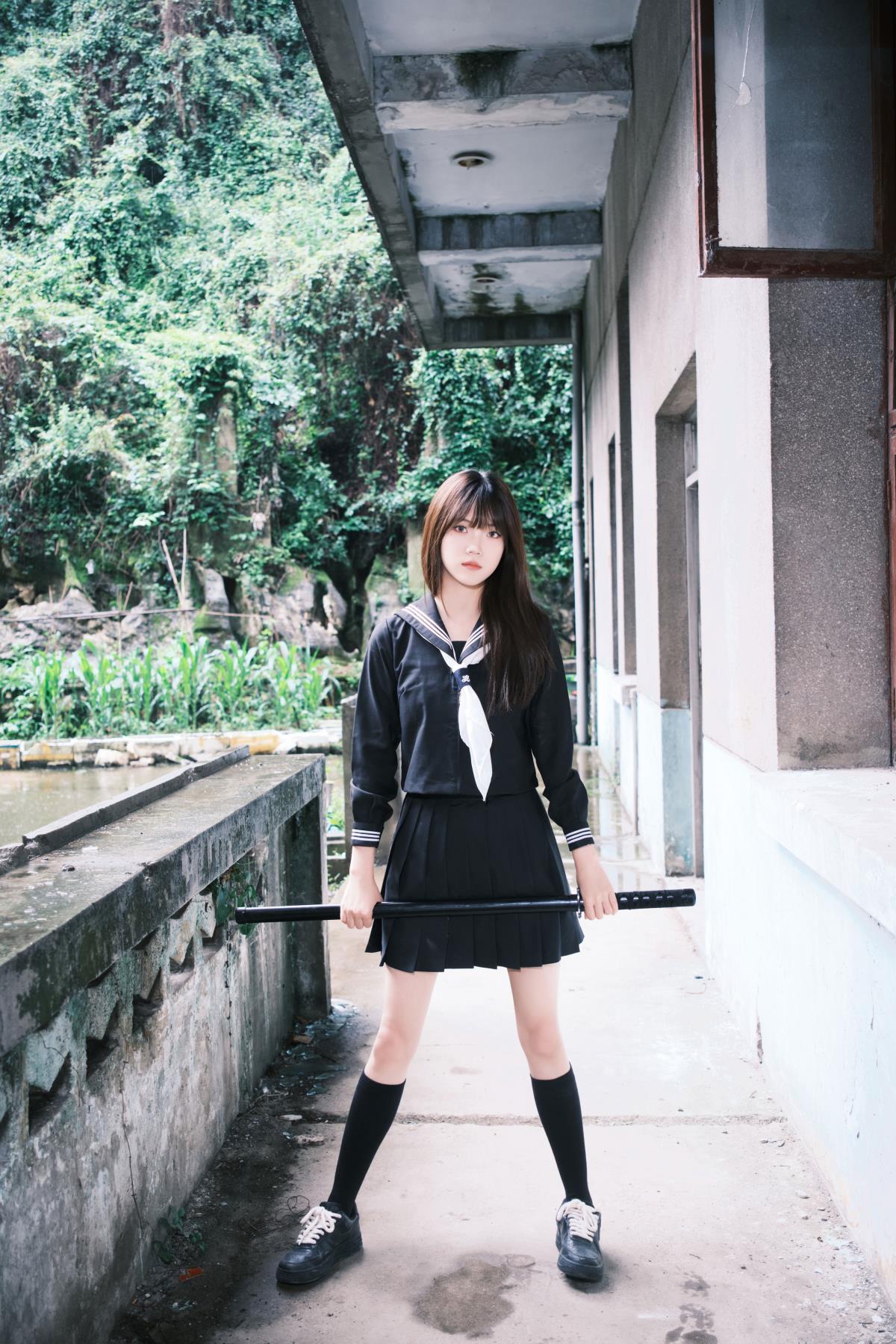 JK 废墟间：理想的仓促与温柔之境