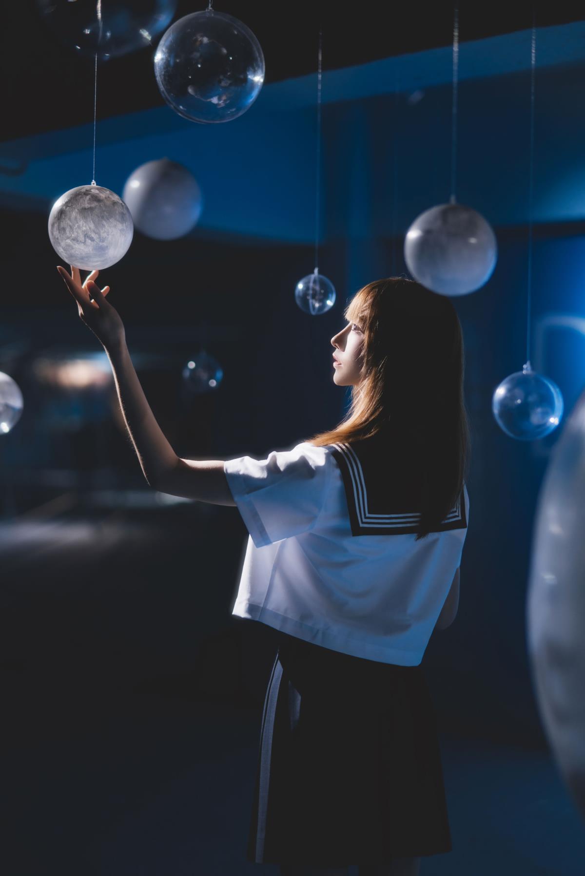 《十分之七的蓝：光影中的唯美少女》