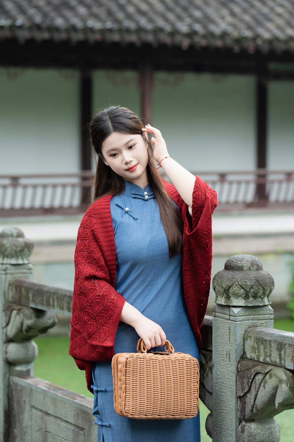 漫步古韵旗袍间，邂逅温婉旧时光