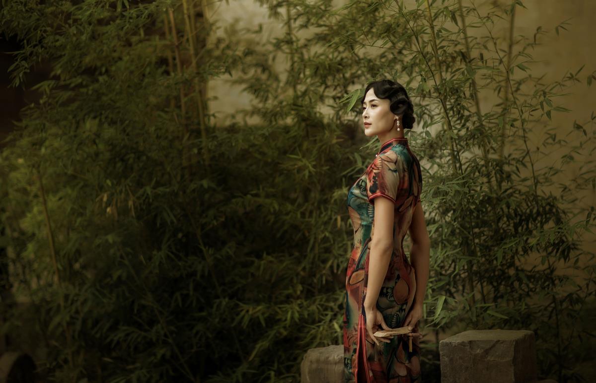 民国往事：岁月里的悲欢与闲愁，在诗与丝扇间寻觅美好回忆