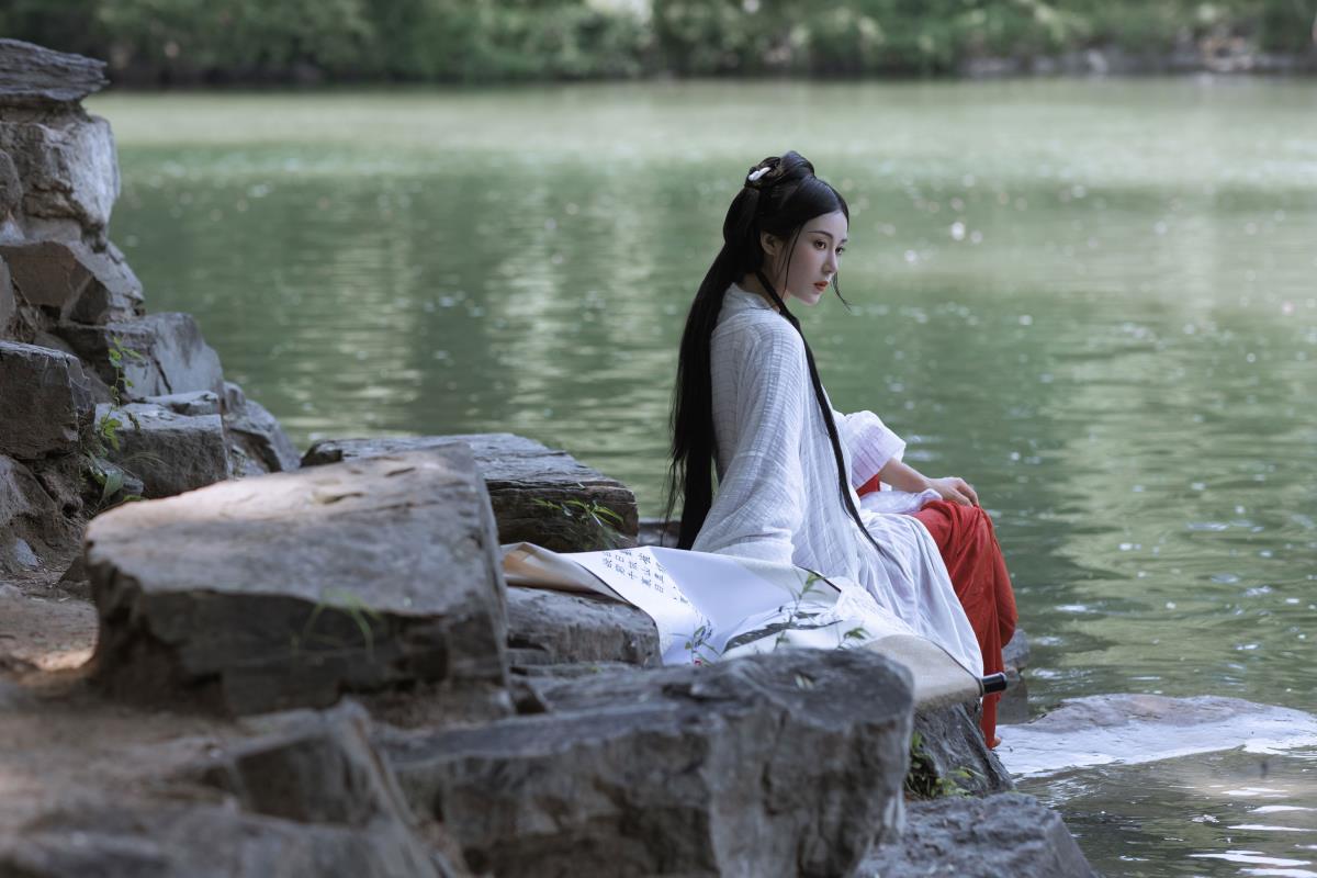 之子归：别日易会日难，山川悠远路漫漫