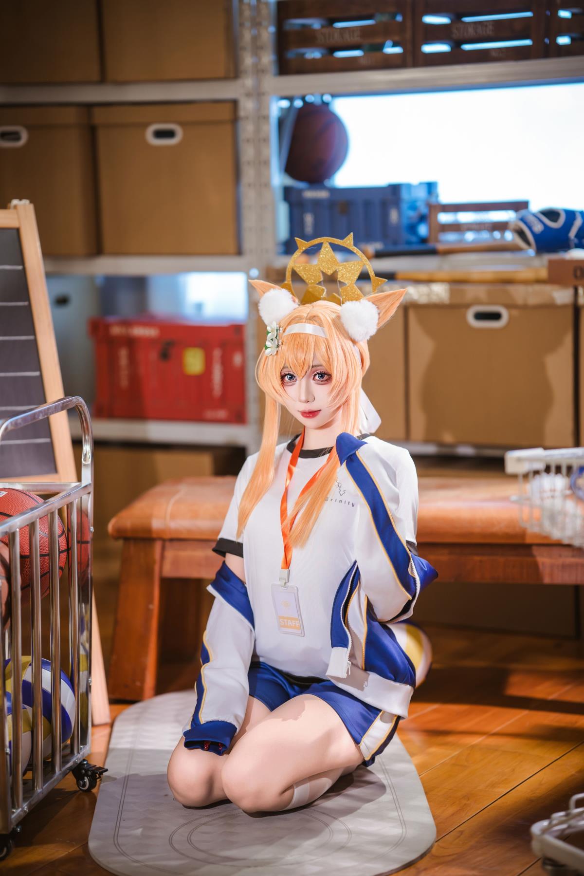 《碧蓝档案玛丽：体操服下的俏皮可爱少女时光》