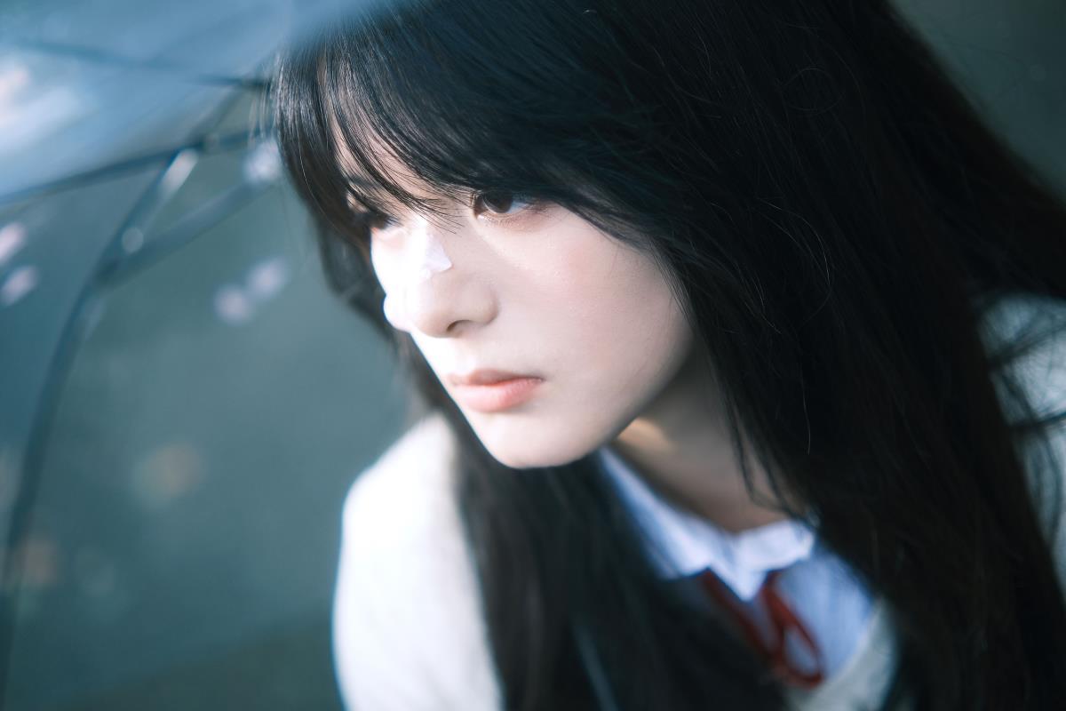 《你的春天，青春的画卷》 解析：“你的春天，每一个春天，每一段青春”这些表述充满了青春与春天的美好意象，“JK、日系、校园”进一步丰富了青春的元素，将这些信息组合成《你的春天，青春的画卷》，富有文艺气息，描绘出青春如画卷般多彩，在春天里绽放光芒的意境。