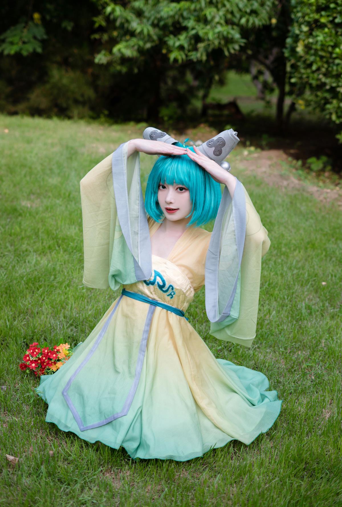 《可爱蔡文姬：王者里的灵动辅助，宛如行走的泉水，演绎三国萝莉风情》