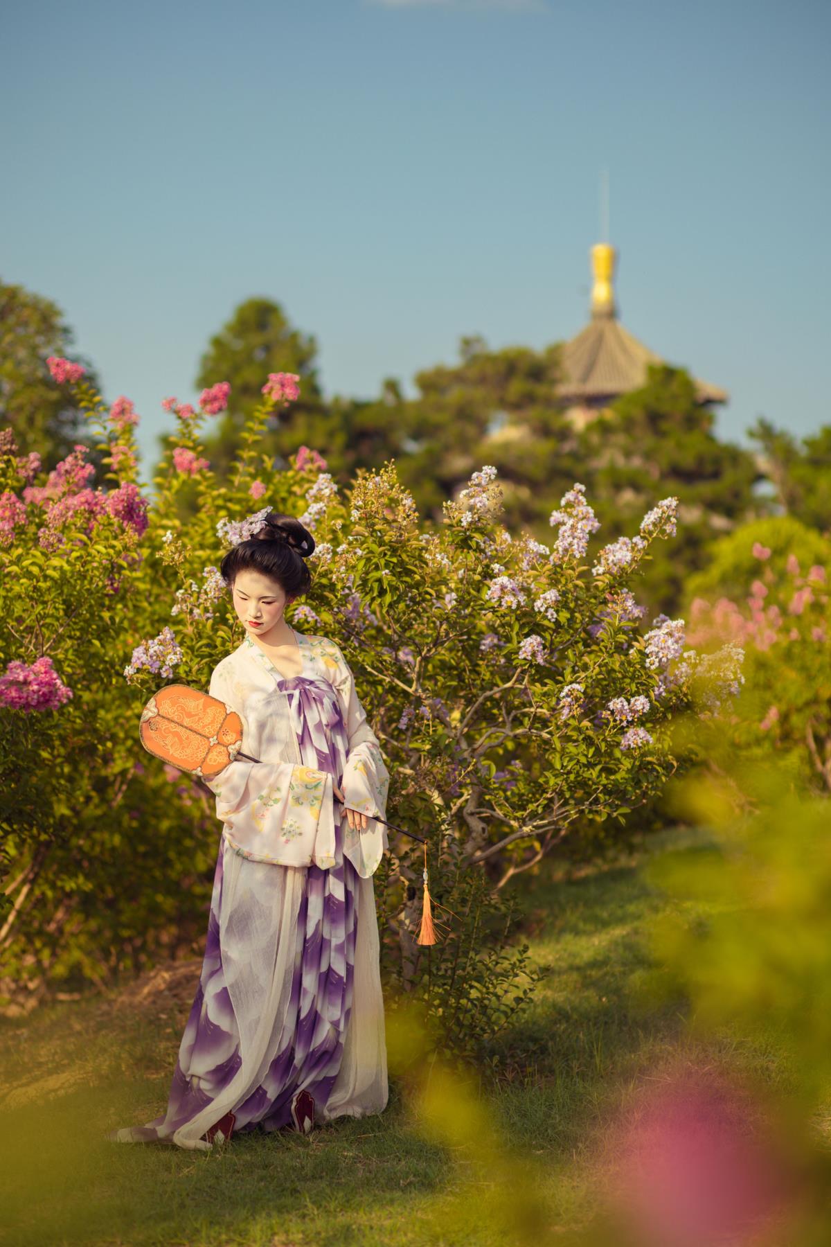 中晚唐：照花前后镜，花面交相映之古韵唐风氛围