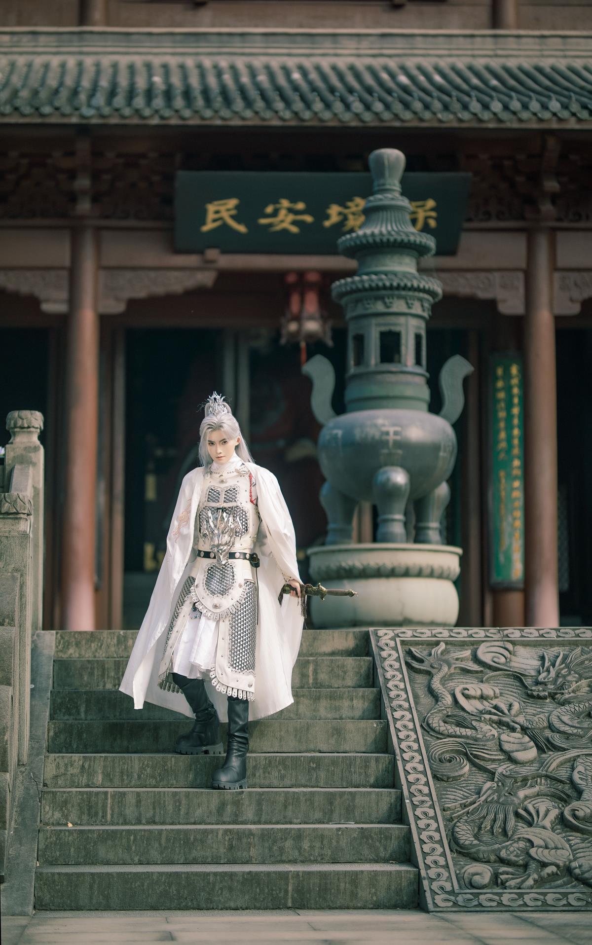 将军归梦：阿昭踏雪，英姿飒爽归江湖