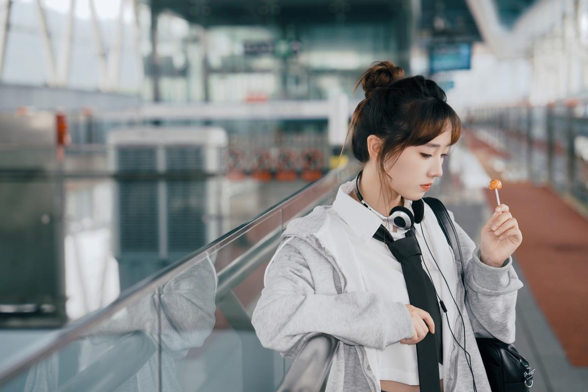 听见风，是青春留下的脚步声——日系简约韩系地铁站风情