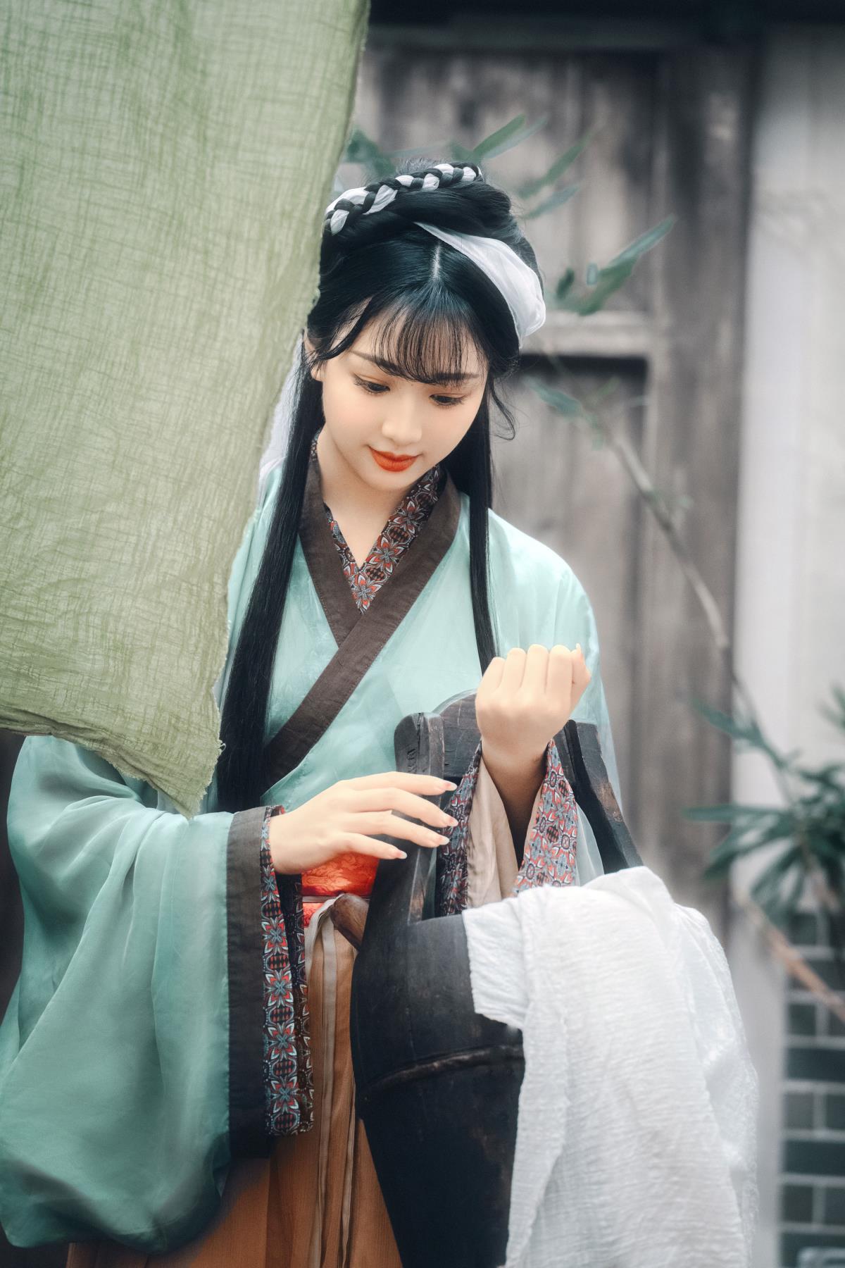 溪纱：江南大染坊的古韵风华