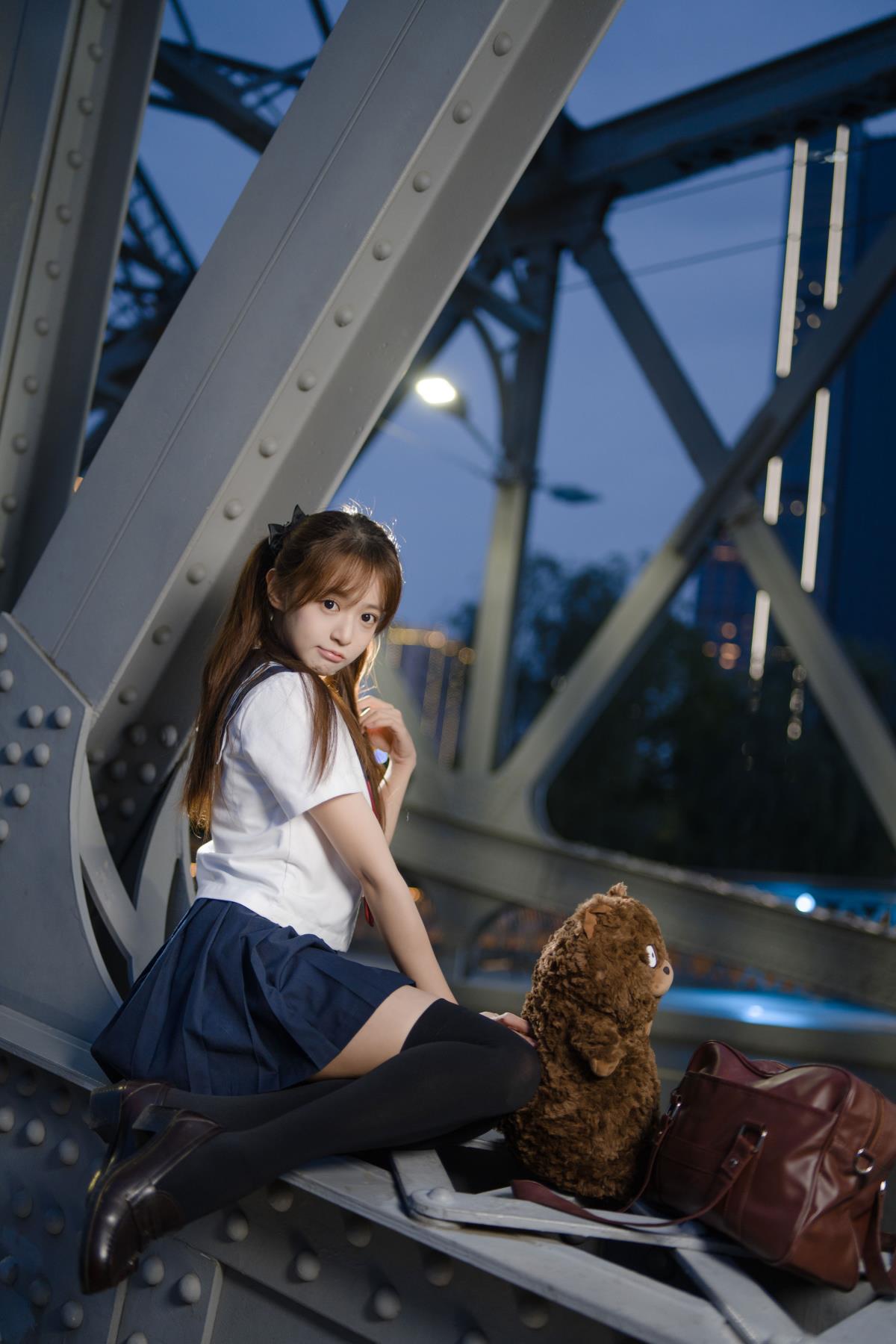 蓝调jk少女：揉碎星光藏进裙摆的夜之梦