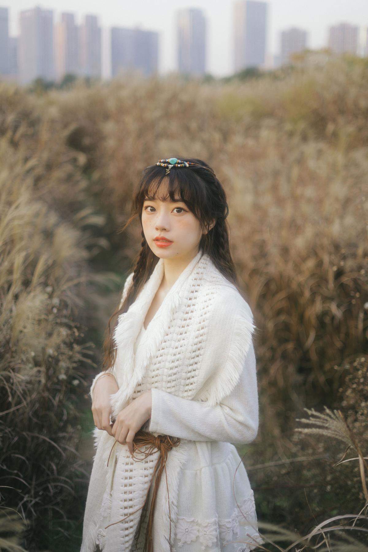 冬日暖阳下，莫如那风，惊起万文波澜后，又随云飘向远方