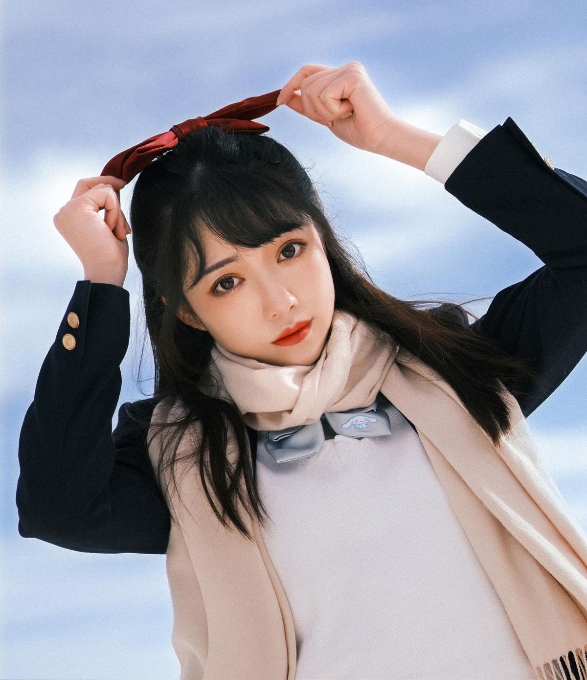 《西岭雪境，日系元气少女制服写真》