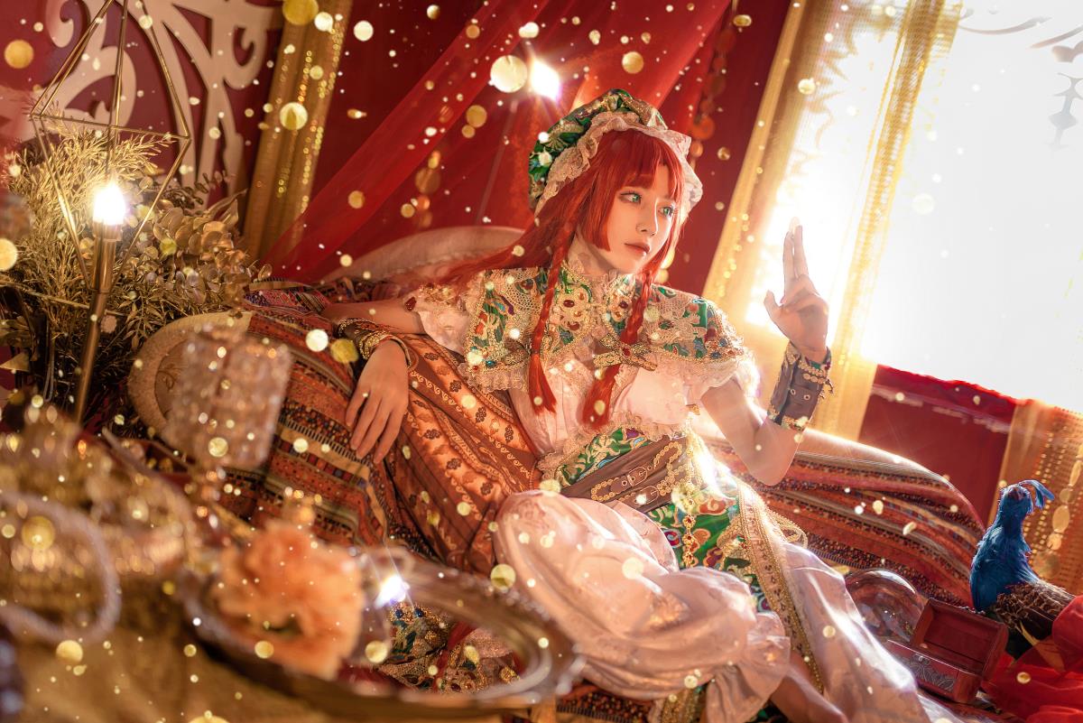 红美铃与东方红美铃cos：错觉中的红魔馆最弱，色彩交织的思绪