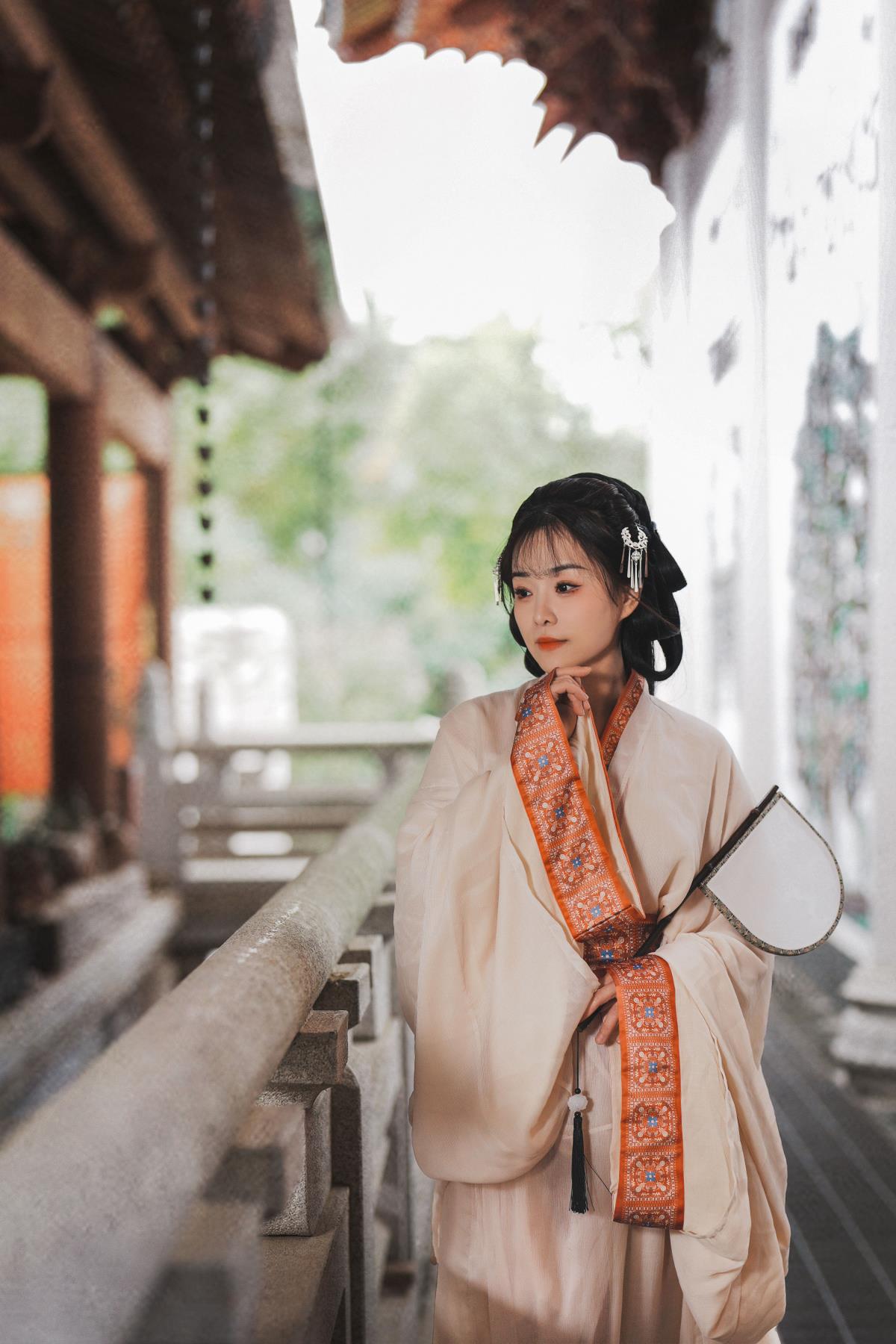 圣泉寺古风人像：乘回风载云旗，叹别离迎新知