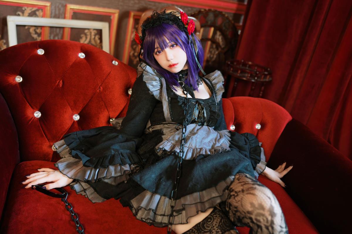 《更衣人偶：于洛丽塔与Cosplay间，探寻少女成长之姿》