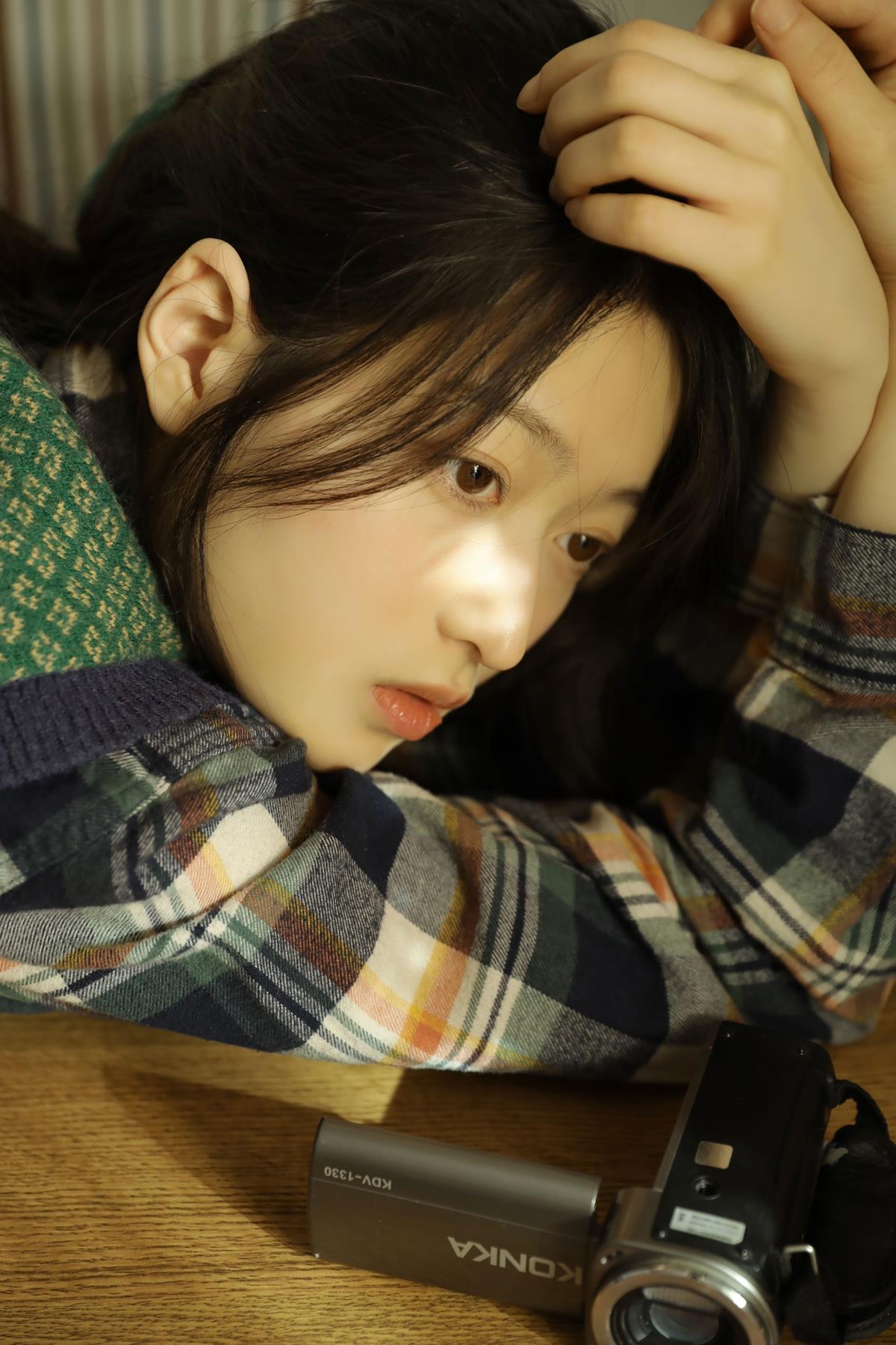 《水星火星之旅：观水赏火，邂逅少女的文艺时光》 （将提取信息融入标题，尽量保留了原始表述风格，同时进行了简单的组合和扩充，使其更符合文艺向风格） 你可以根据实际需求调整标题，或者告诉我更多具体要求，比如字数限制等，以便我生成更符合你心意的内容。