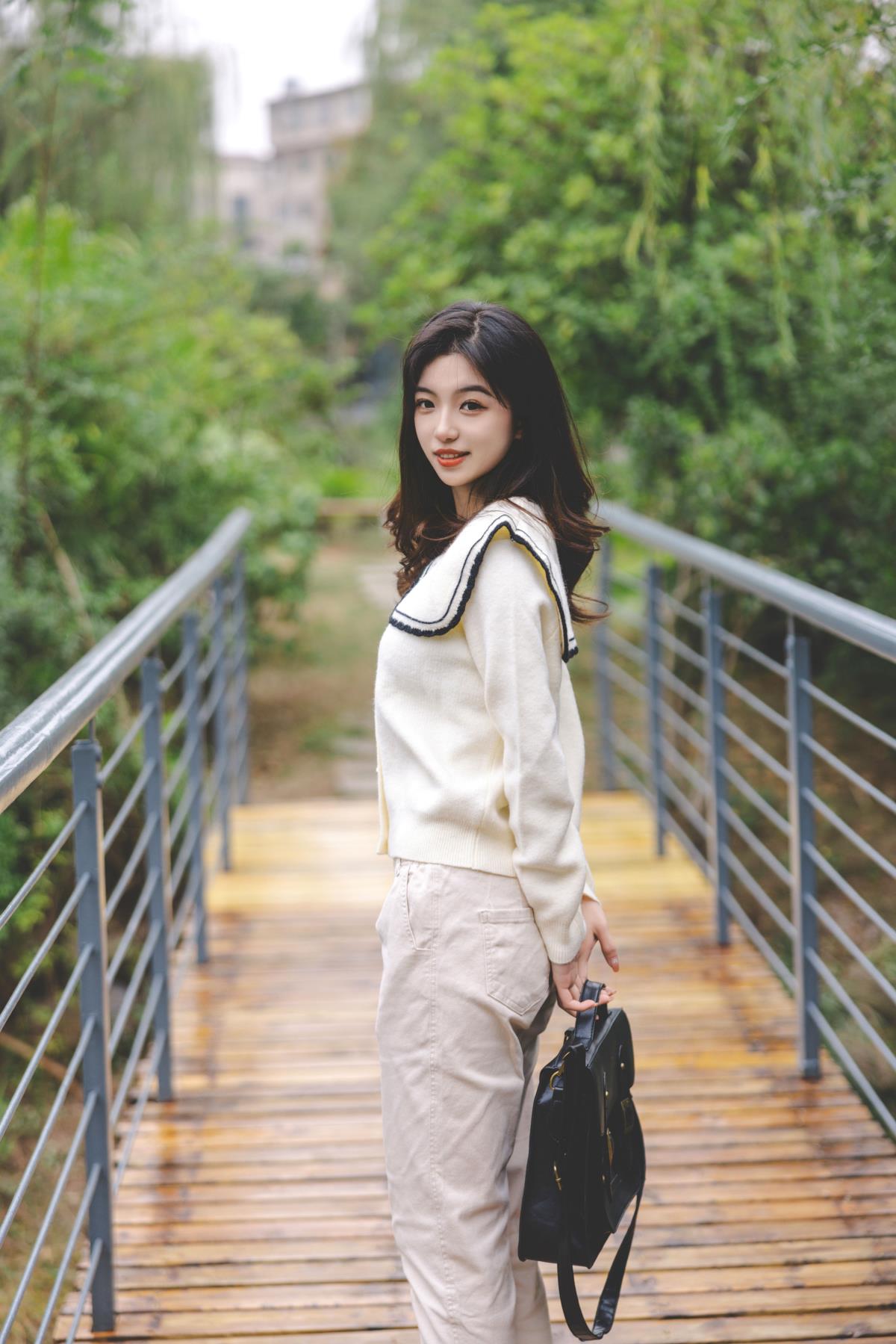 青春花事：与校花的甜美离别之约