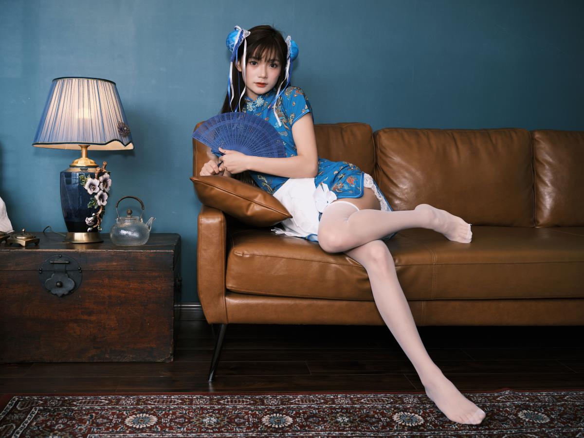 《中华娘 Cosplay：小山化身女仆美少女展厨艺之梦》