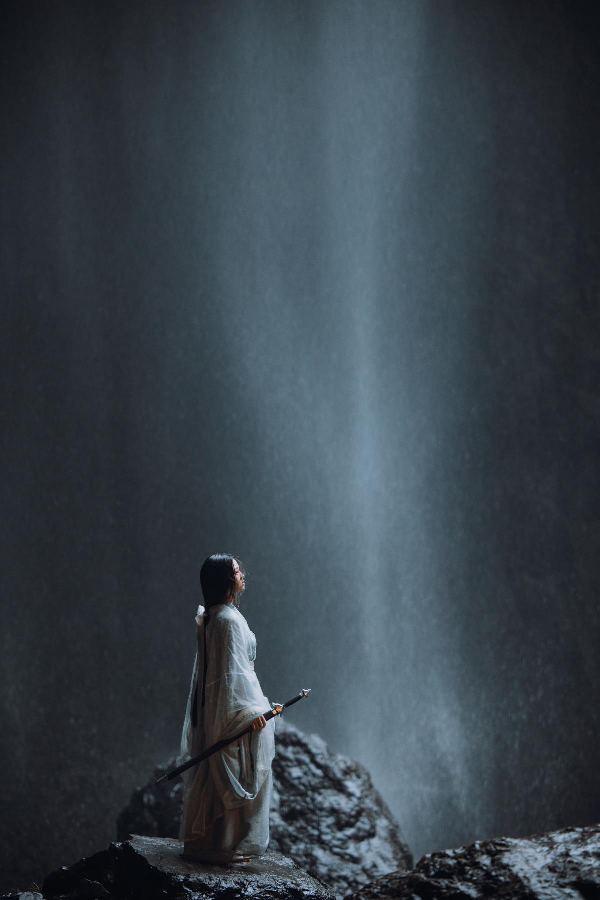 定风波：牵马佩剑，山海难隔相思情长