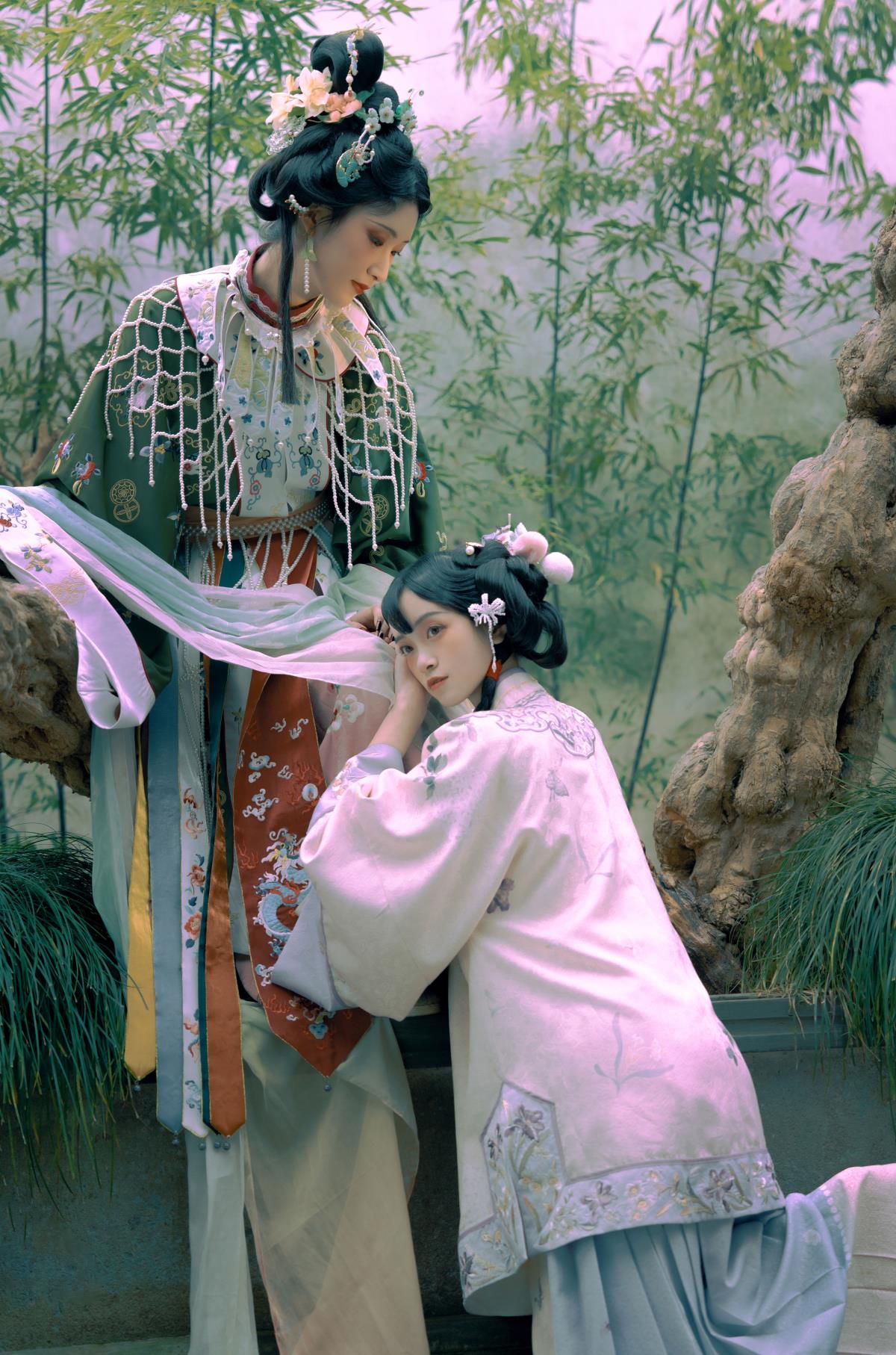 花神魇梦，园林间的古风双人邂逅